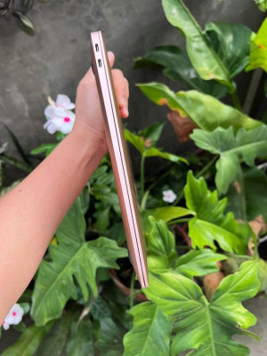 MacBook Air 256GB m1 chip L