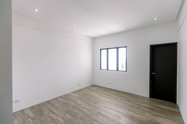 Brand New Cozy Townhouse For Sale near Congressional Ave, Quezon City⠀