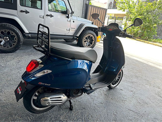 2023 Vespa sprint abs 150