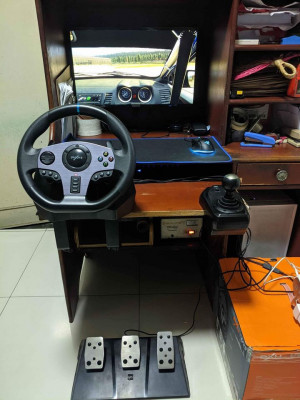 Racing setup pxn v9 with clutch and shifter