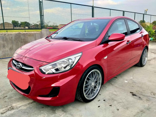 2016 Hyundai accent