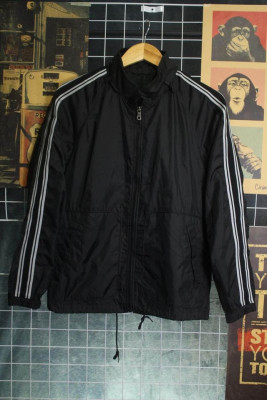 Uniqlo Windbreaker Packable Hood