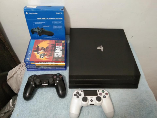 ps4 pro 2 control 4 games