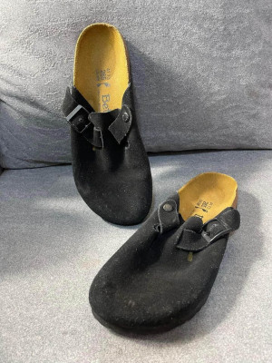 Birkenstock Suede Black Boston Clogs