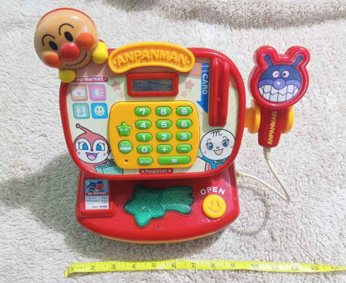 BATTERY-OPERATED ANPANMAN CASH REGISTER
