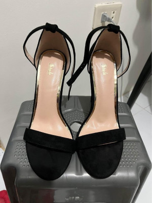 Minimalist Stiletto Heeled Ankle Strap Sandals