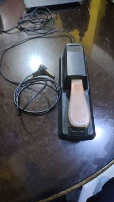 Keyboard YAMAHA PSR- E453