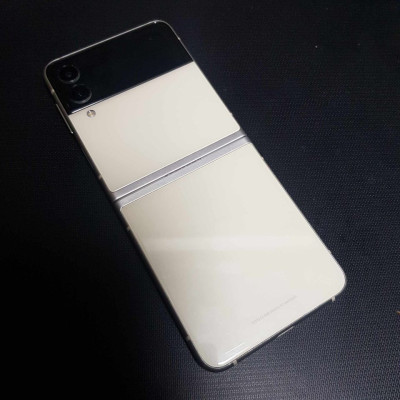 Samsung Z Flip 3 8/256