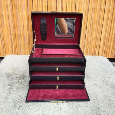 Black Leather Jewelry Organizer Box