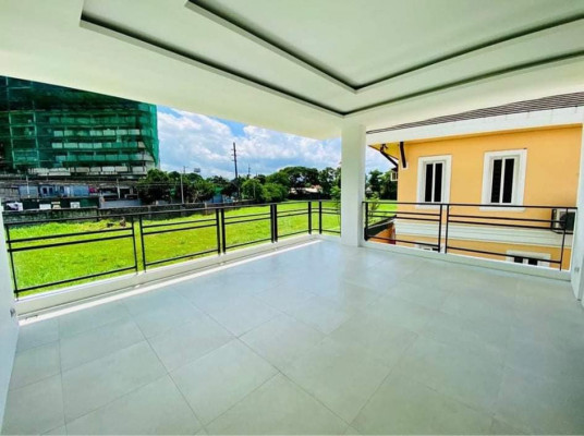 HOUSE AND LOT FOR SALE