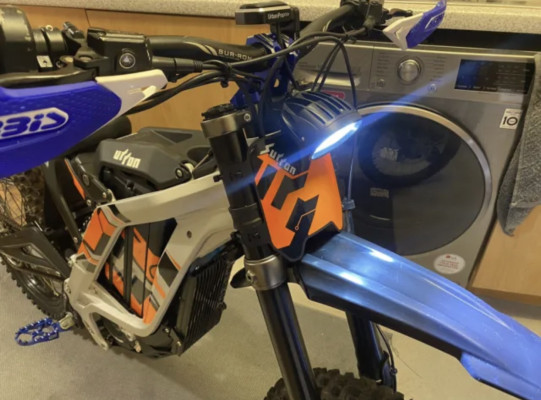 2023 SurRon LBX Light Bee X Off Road Electric Dirt Bike