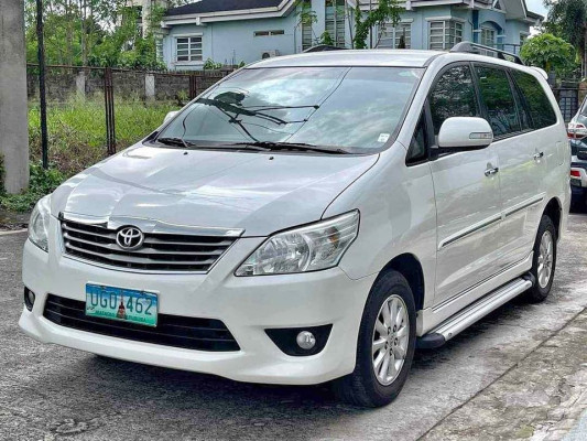 2013 Toyota innova v