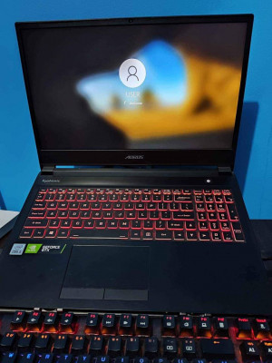 Gigabyte Aorus 5 MB Gaming Laptop