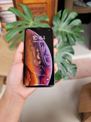 Iphone xs 64gb