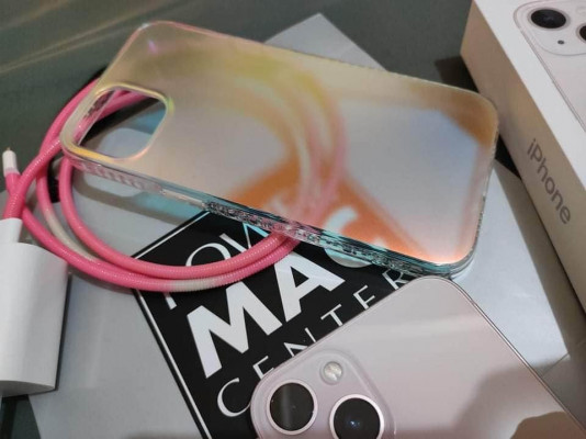 IPHONE 13 PINK ( ALMOST NEW )