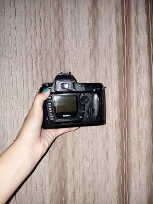 DSLR Nikon D70s Camera