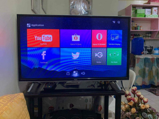 Tcl Smart TV (32inch)
