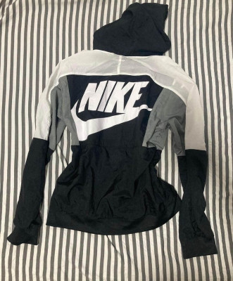Nike windbreaker