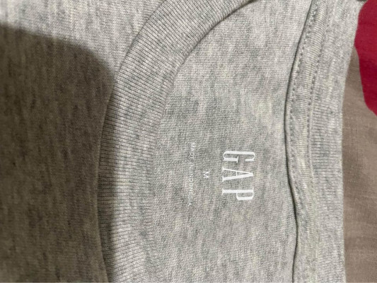 Gap Tshirt
