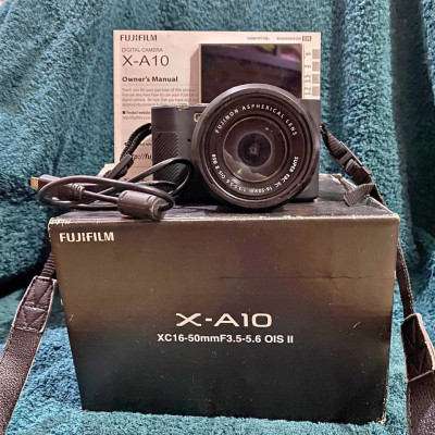 Fujifilm X-A10