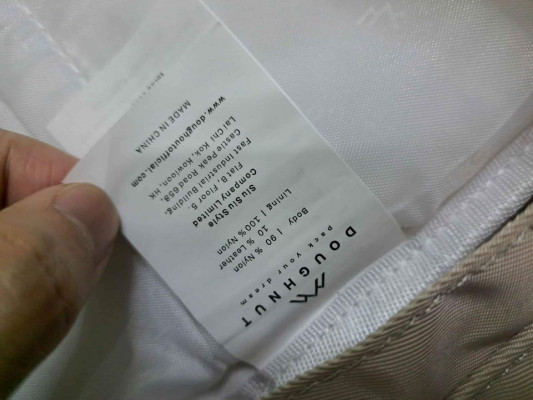 Doughnut Macaroon Backpack in Khaki