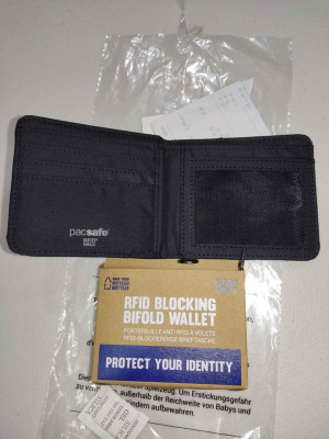 Pacsafe RFID Blocking Bifold Wallet