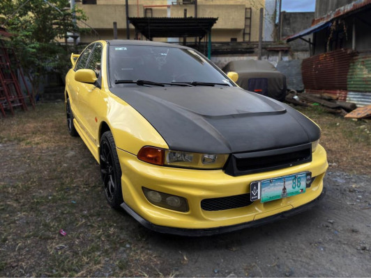 2005 Mitsubishi galant