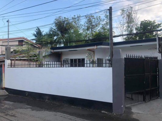 House And Lot in Talisay.