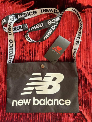 New balance sling bag Original with tag proce Bought in Japan ₱1,500 fixed