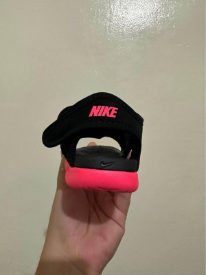 NIKE sandals