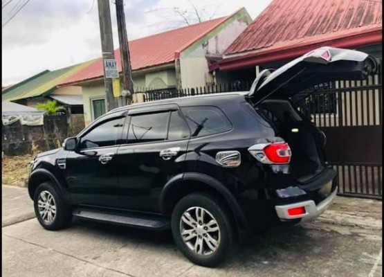 Ford Everest 2017 (4X2 2.2L A/T)