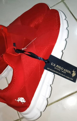 U.S POLO ASSN SIZE 11 (RED) ORIGINAL (BRANDNEW)