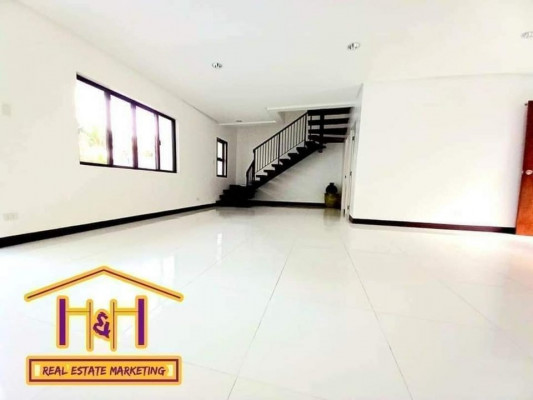 HOUSE AND LOT FOR SALE!!!