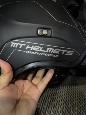 MT Streetfighter Helmet
