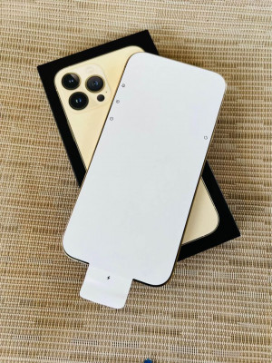 Iphone 13 pro max Gold