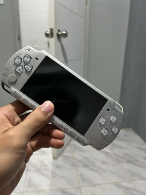 For Sale Original Rare Sony PSP Phat/Slim 2 with memory stick (8GB) TAKE ALL