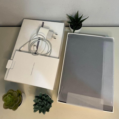 Ipad 9th Gen 64gb WiFi (space gray)