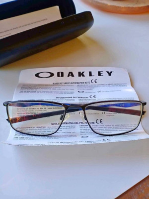 Original Oakley Titanium