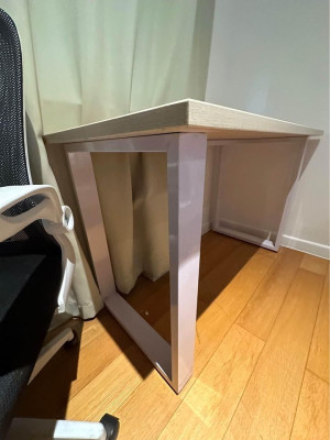 Rarely used Aesthetic Office/Work Table