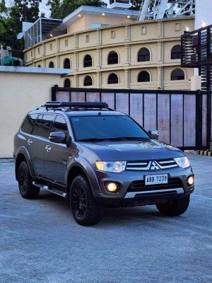 2014 Mitsubishi montero sport