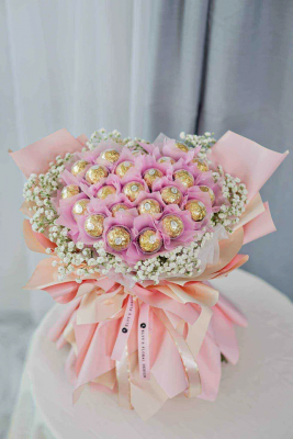 Ferrero flower chocolate rose bouquet delivery