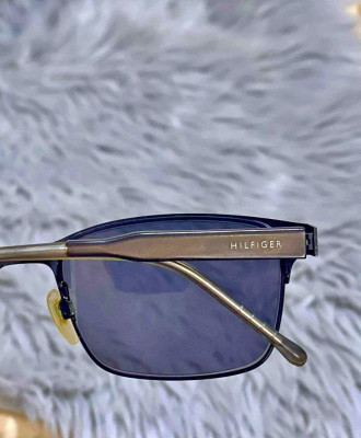 Original TOMMY HILFIGER Sunglass 😎