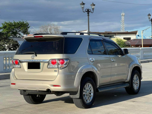2013 Toyota Fortuner G 4x2 Automatic Gas