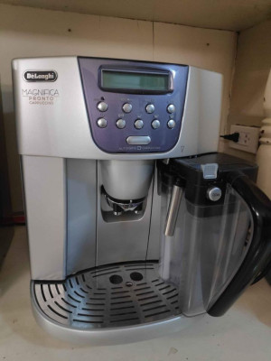 Full automatic espresso machine-Delonghi