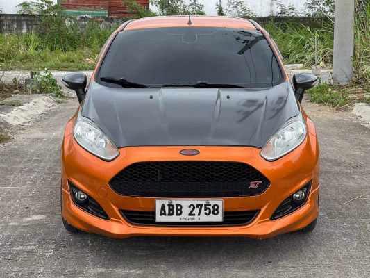 2014 Ford fiesta