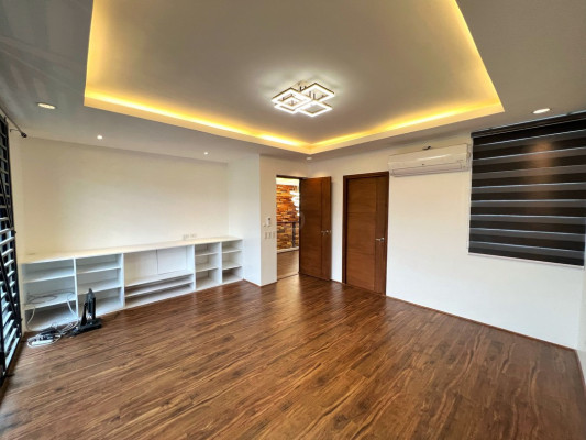 Appealing Black Modern House and Lot for Sale in Greenwoods Executive VillageFlo