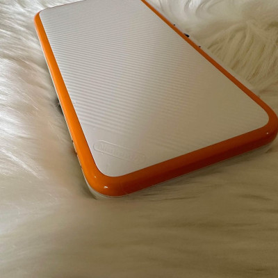 New Nintendo 2DS XL (CFW) | Orange-White