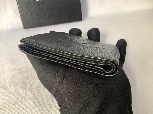 CHANEL Bifold Wallet authentic original