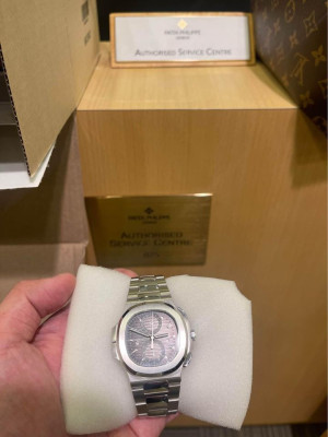 Patek Philippe Nautilus 5990/1A