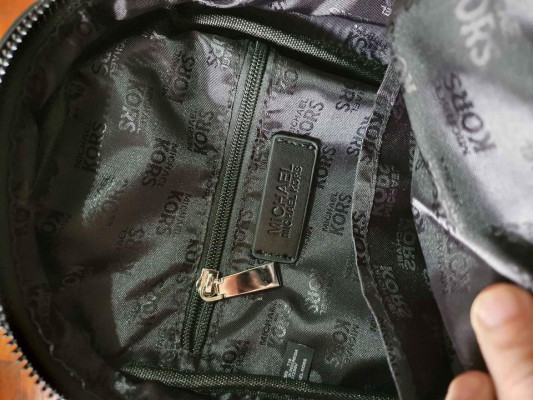 Michael Kors Sling Pack